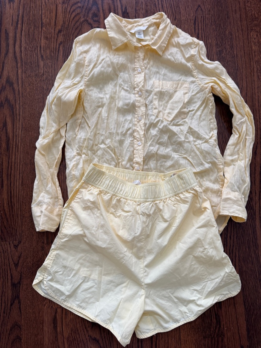 ☮️☮️ H&M Pale Yellow Linen Button-Down Shirt and Cotton Shorts Set